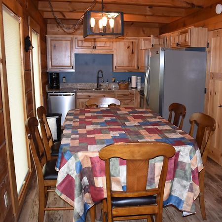 Villa Bears Among Us à Gatlinburg Extérieur photo